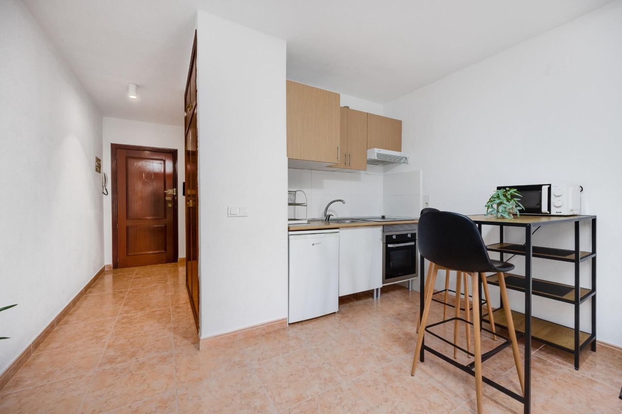 Студия в Торревьехе, Испания, 31 м² - фото 4