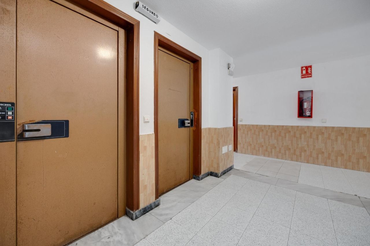 Студия в Торревьехе, Испания, 31 м² - фото 12