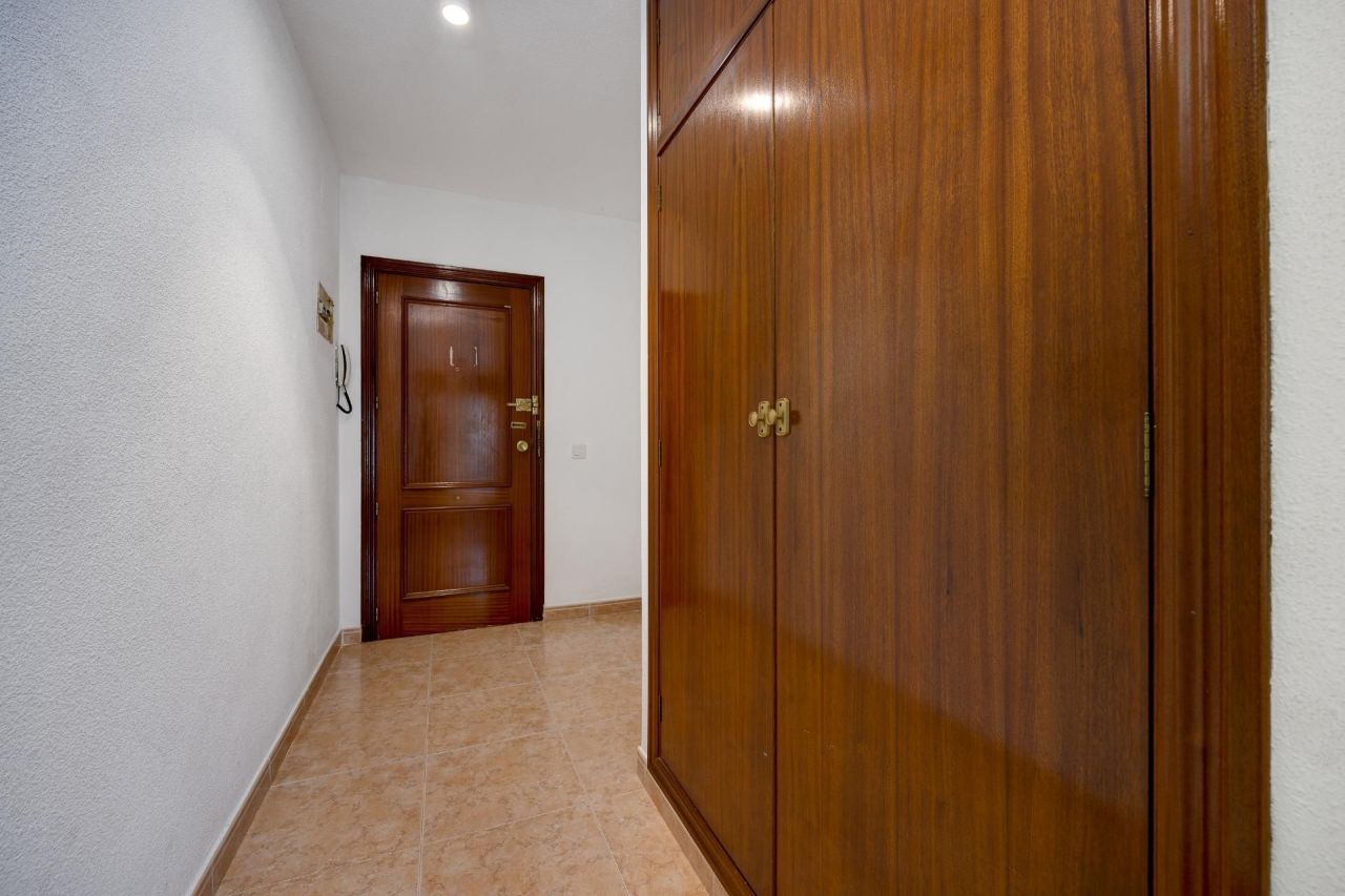 Студия в Торревьехе, Испания, 31 м² - фото 6