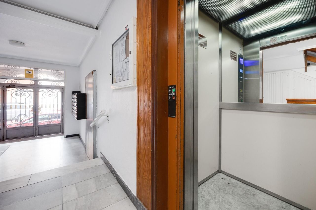 Студия в Торревьехе, Испания, 31 м² - фото 13