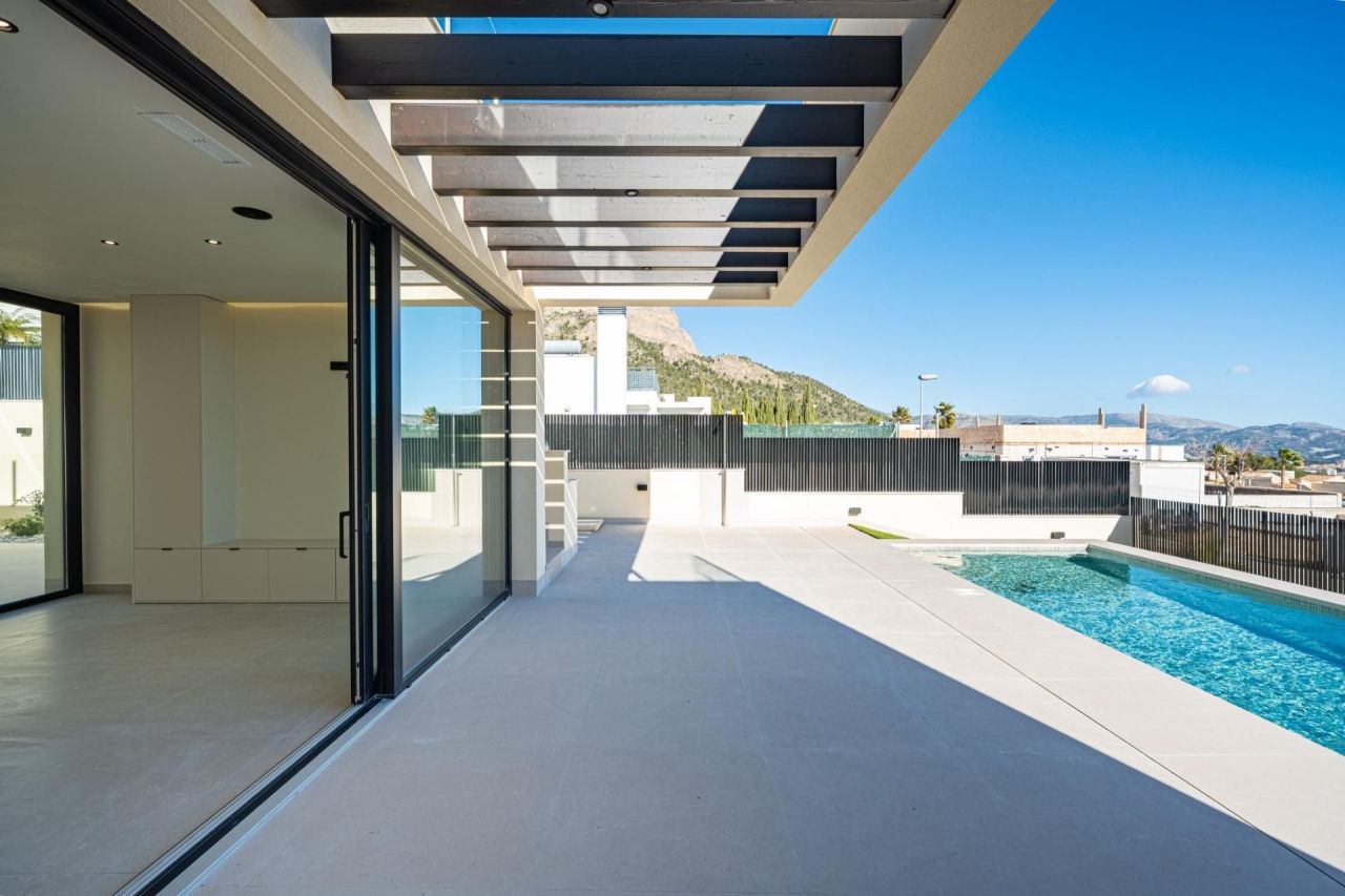 Вилла в Полопе, Испания, 200 м² - фото 5