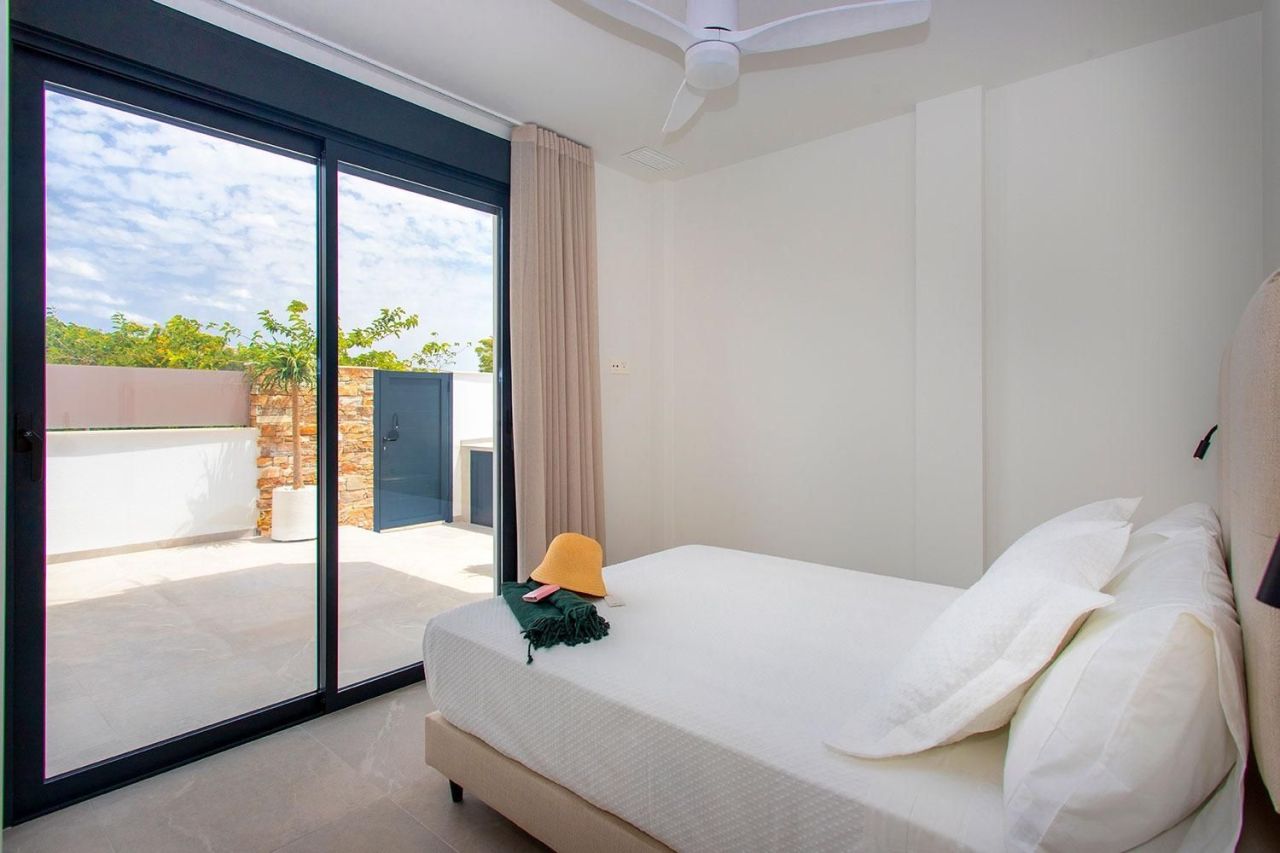 Вилла в Сусине, Испания, 111 м² - фото 17