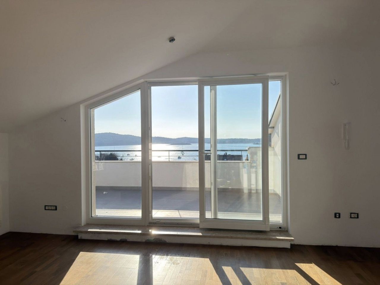 Квартира в Медулине, Хорватия, 191 м² - фото 1