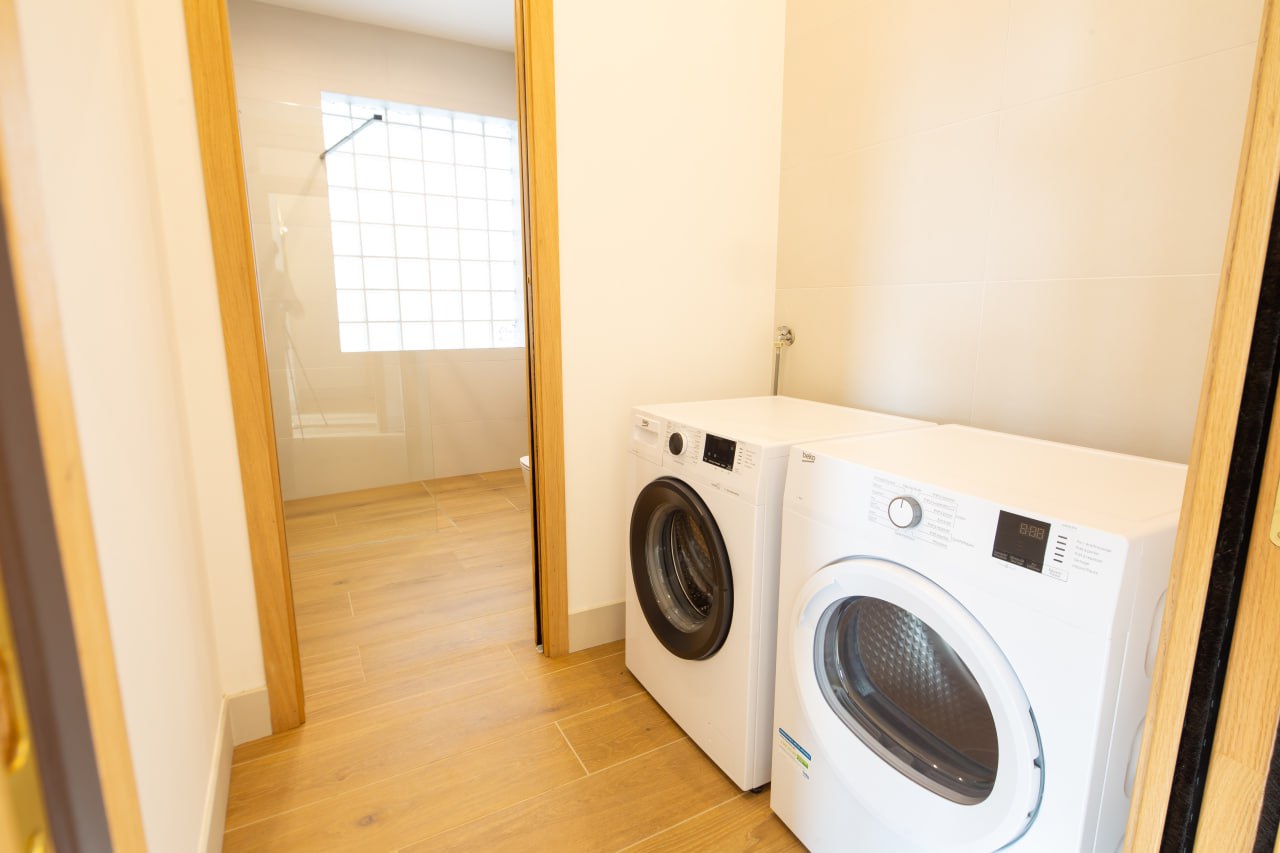 Вилла в Сан-Ремо, Италия, 200 м² - фото 9