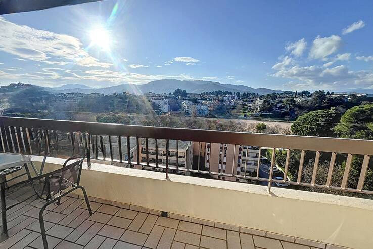 Квартира в Каннах, Франция, 94 м² - фото 1