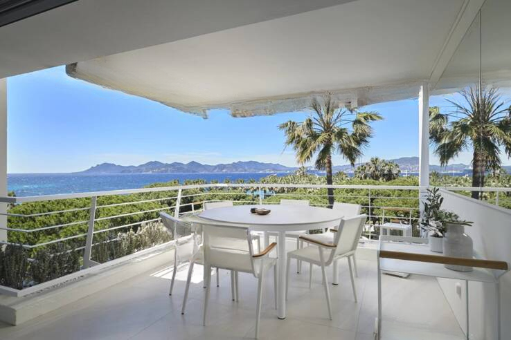 Квартира в Каннах, Франция, 110 м² - фото 1