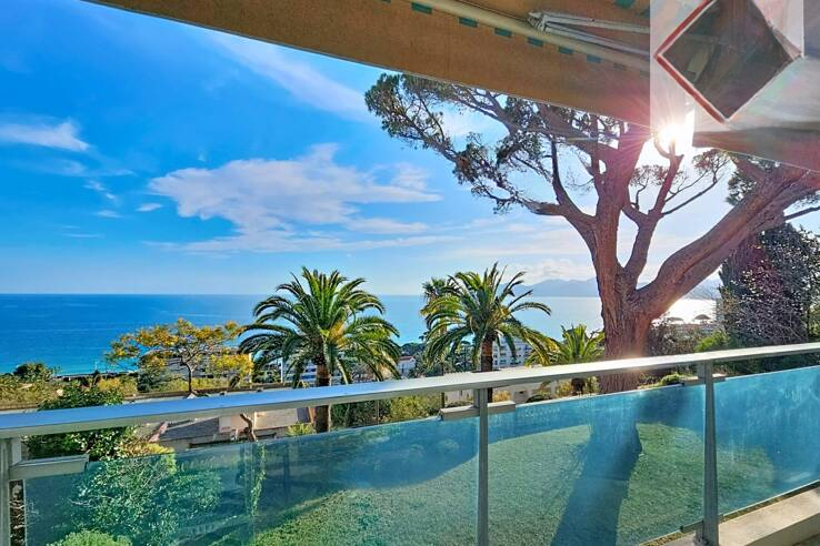 Квартира в Каннах, Франция, 95 м² - фото 1