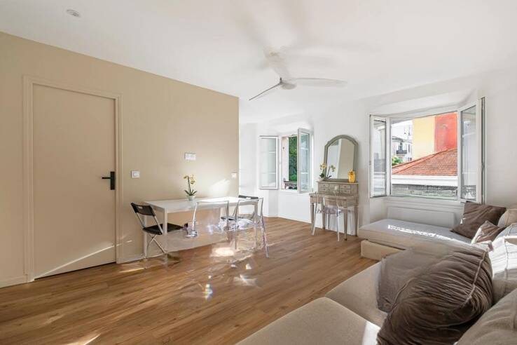 Квартира в Каннах, Франция, 61 м² - фото 1