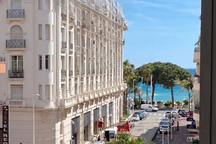 Квартира в Каннах, Франция, 200 м² - фото 1