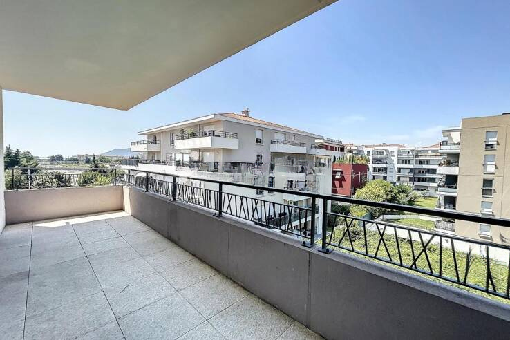 Квартира в Каннах, Франция, 62 м² - фото 1