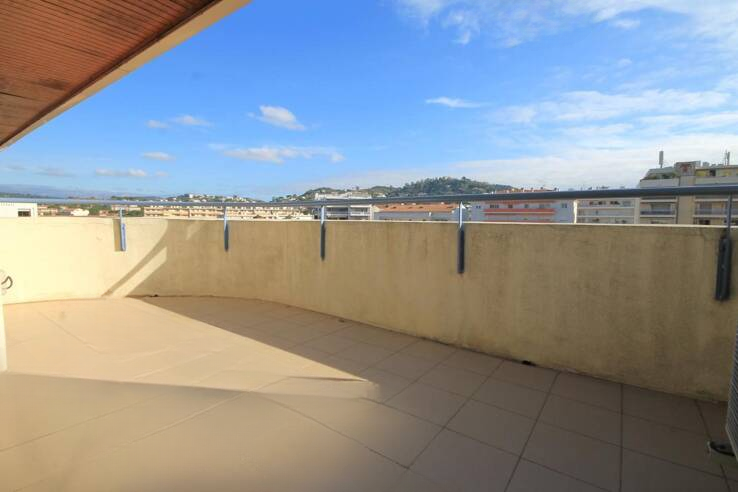 Квартира в Каннах, Франция, 65 м² - фото 1