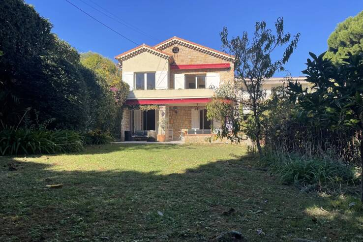 Квартира в Каннах, Франция, 180 м² - фото 1