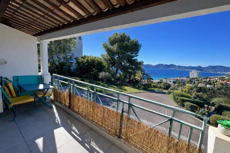 Квартира в Каннах, Франция, 35 м² - фото 1