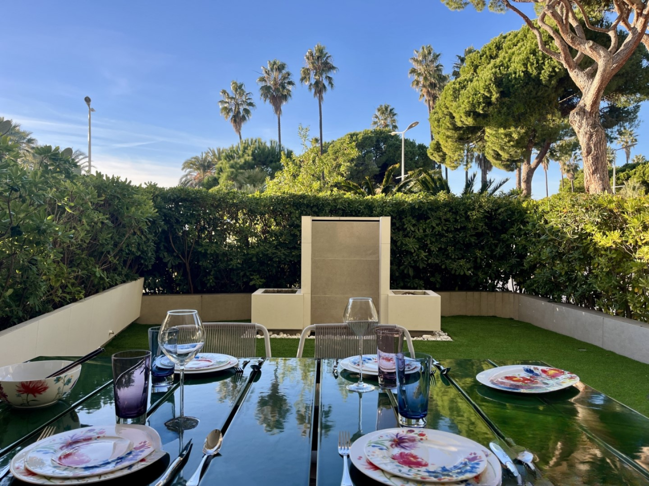 Квартира в Каннах, Франция, 135 м² - фото 1