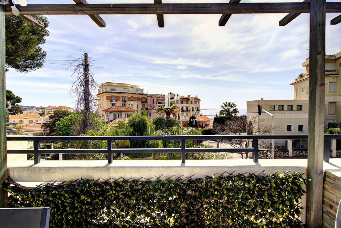 Квартира в Каннах, Франция, 208 м² - фото 1