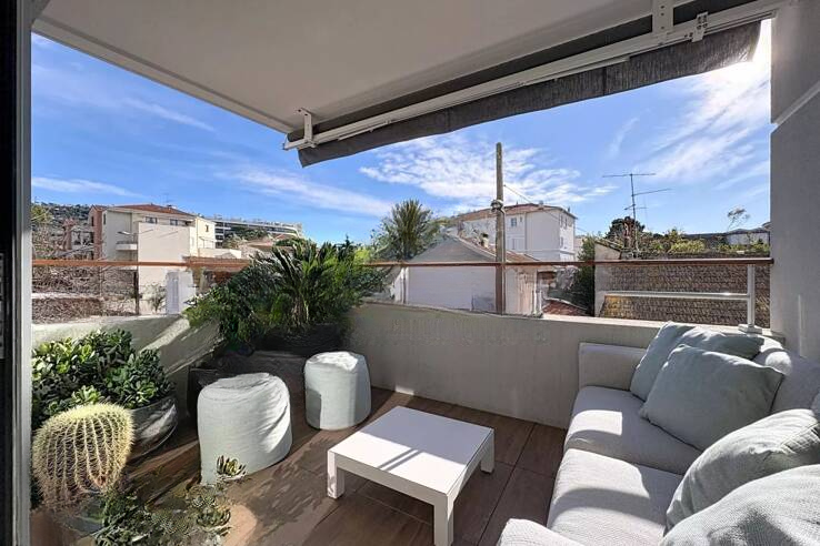 Квартира в Каннах, Франция, 54 м² - фото 1