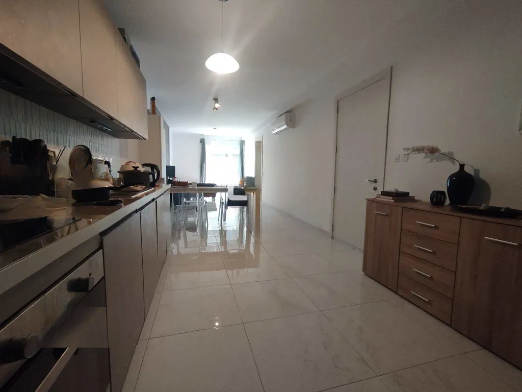 Квартира в Сан-Лоренце, Мальта, 90 м² - фото 1