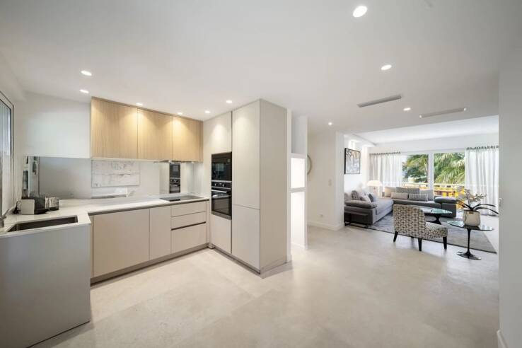 Квартира в Каннах, Франция, 73 м² - фото 1