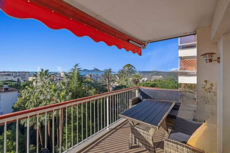 Квартира в Каннах, Франция, 69 м² - фото 1