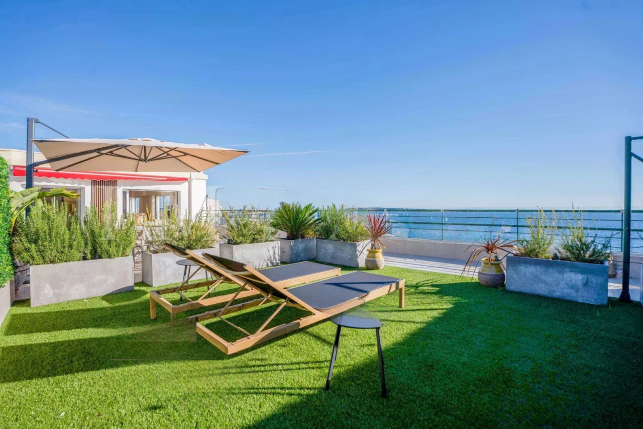 Квартира в Каннах, Франция, 134 м² - фото 2