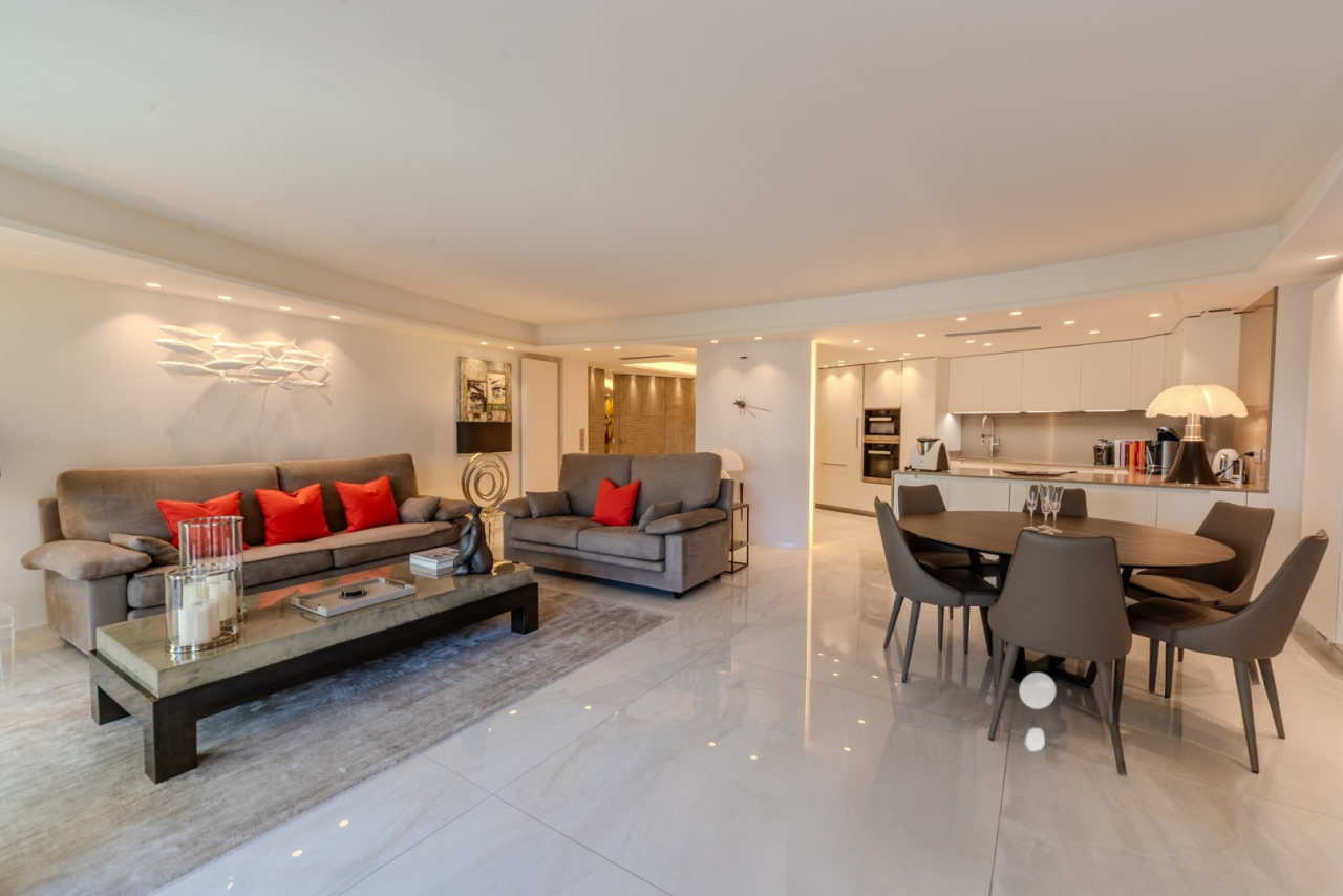 Квартира в Каннах, Франция, 135 м² - фото 2