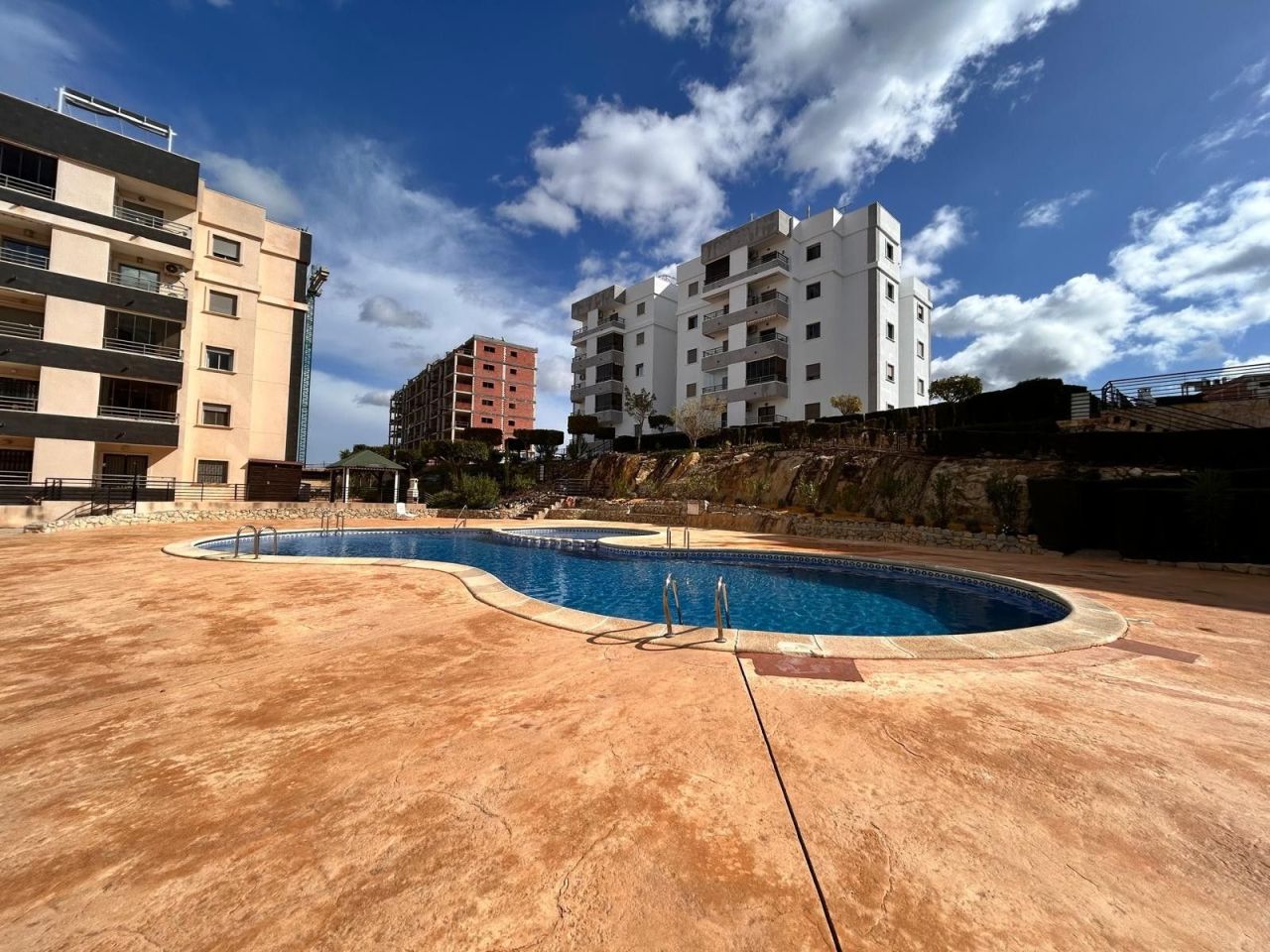 Апартаменты в Сан-Мигель де Салинас, Испания - фото 1