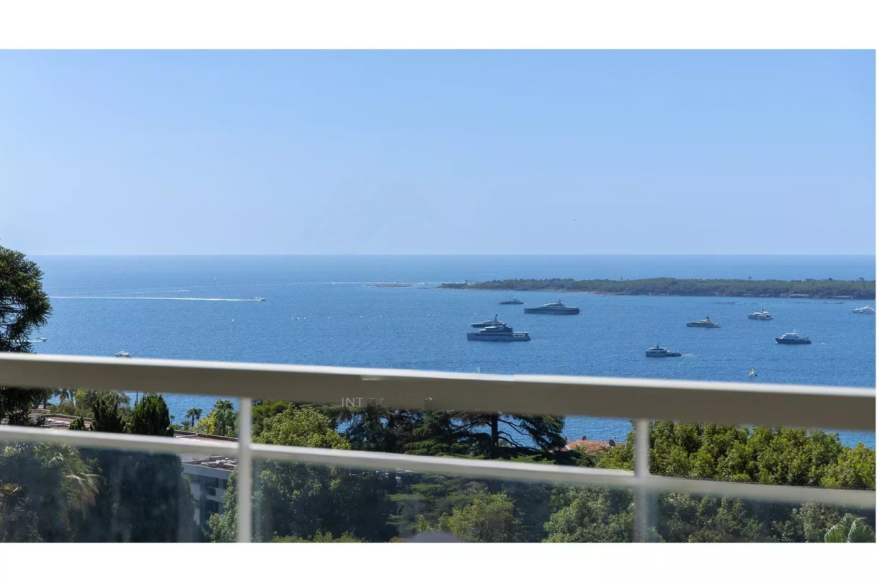 Квартира в Каннах, Франция, 85 м² - фото 2