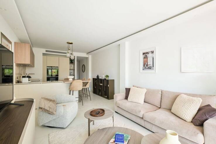 Квартира в Каннах, Франция, 70 м² - фото 2