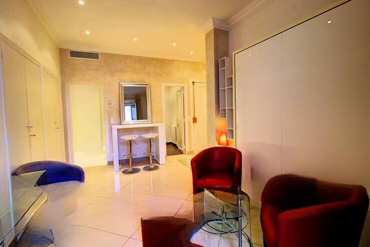 Квартира в Каннах, Франция, 26 м² - фото 2