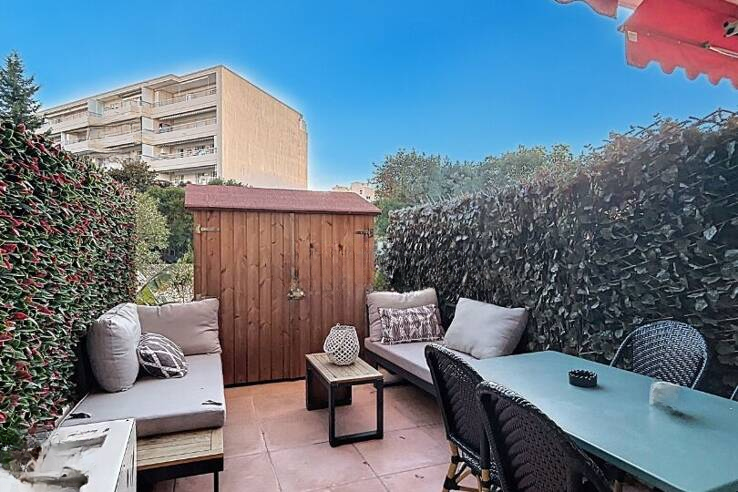 Квартира в Каннах, Франция, 20 м² - фото 2