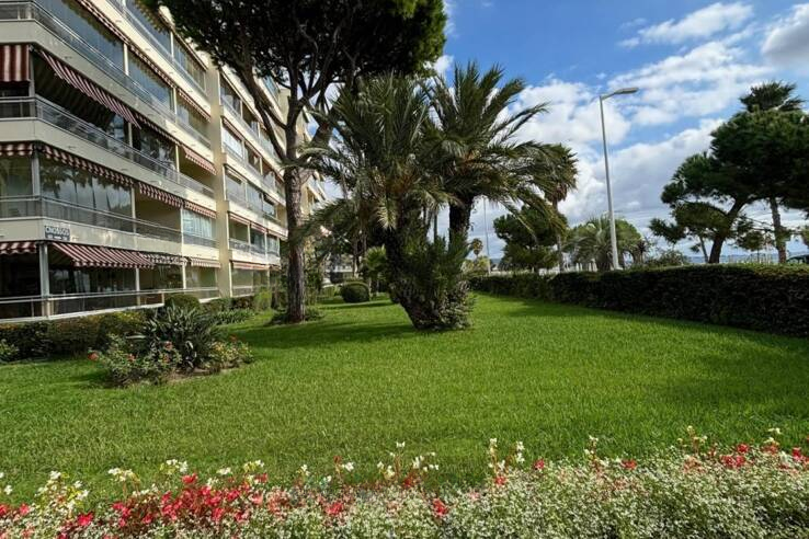 Квартира в Каннах, Франция, 42 м² - фото 2