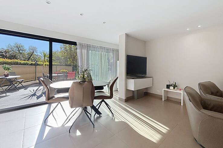 Квартира в Каннах, Франция, 103 м² - фото 2