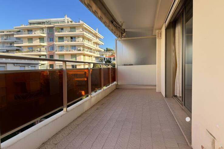 Квартира в Каннах, Франция, 61 м² - фото 2