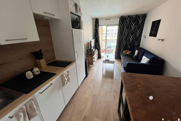 Квартира в Каннах, Франция, 28 м² - фото 2