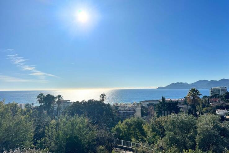 Квартира в Каннах, Франция, 27 м² - фото 2