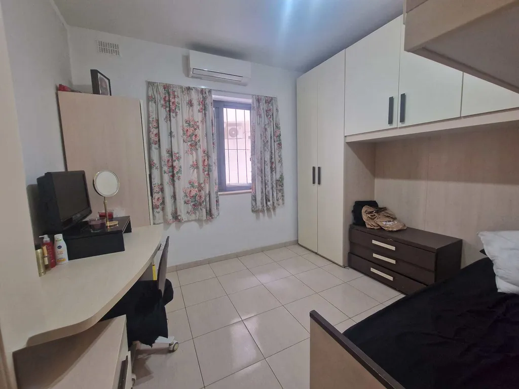 Квартира в Мсиде, Мальта, 100 м² - фото 5