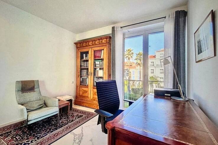 Квартира в Каннах, Франция, 111 м² - фото 2