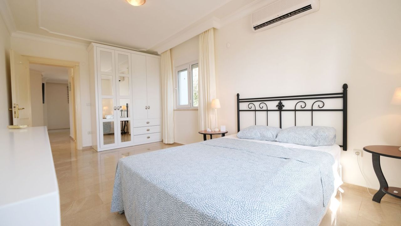 Вилла в Алании, Турция, 430 м² - фото 12