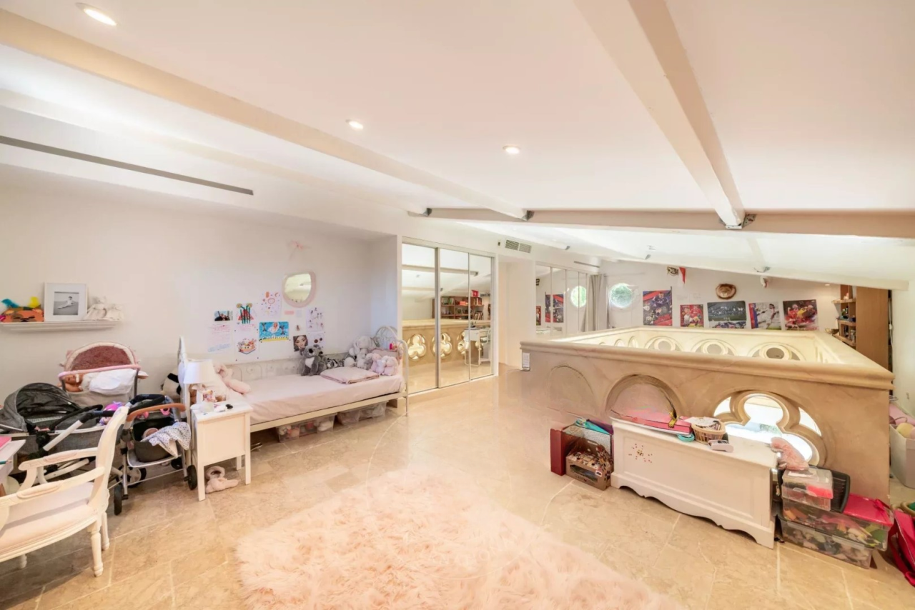 Квартира в Каннах, Франция, 200 м² - фото 11