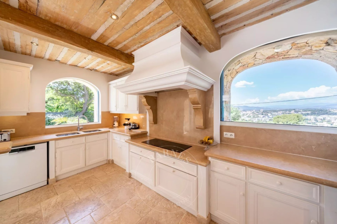 Квартира в Каннах, Франция, 200 м² - фото 15