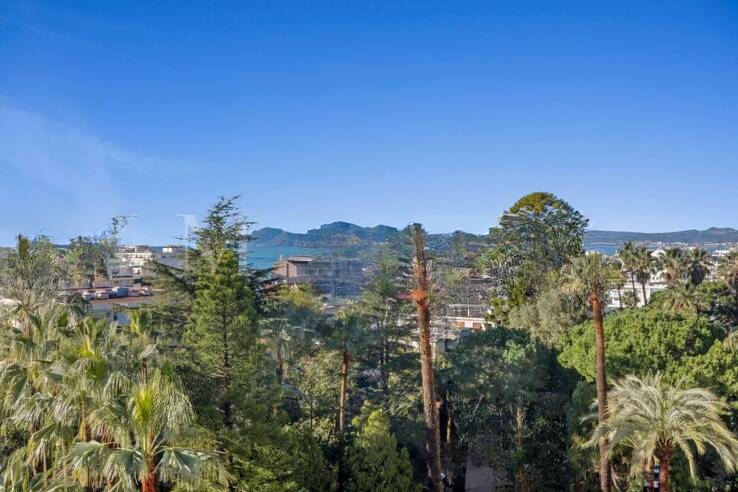 Квартира в Каннах, Франция, 69 м² - фото 7