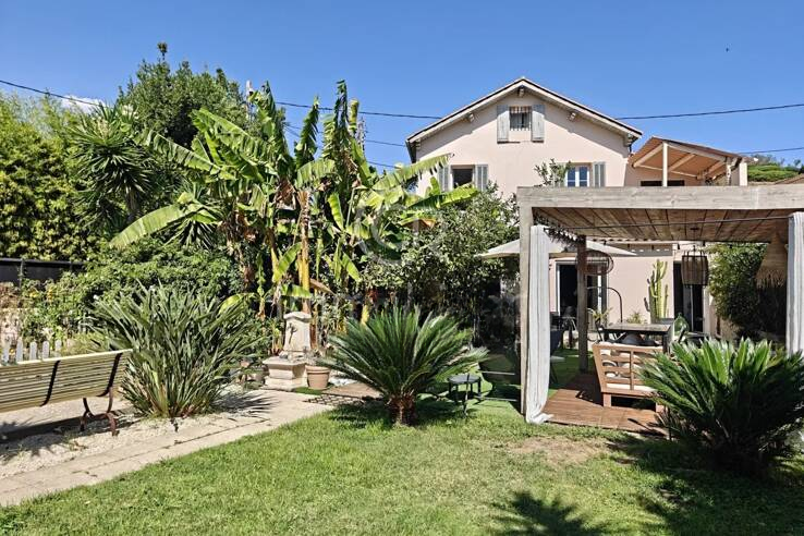 Квартира в Каннах, Франция, 154 м² - фото 1