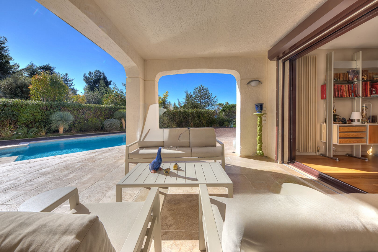 Квартира в Каннах, Франция, 89 м² - фото 1