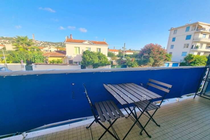 Квартира в Каннах, Франция, 30 м² - фото 1