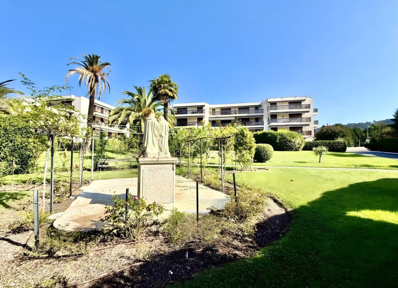 Квартира в Каннах, Франция, 84 м² - фото 3