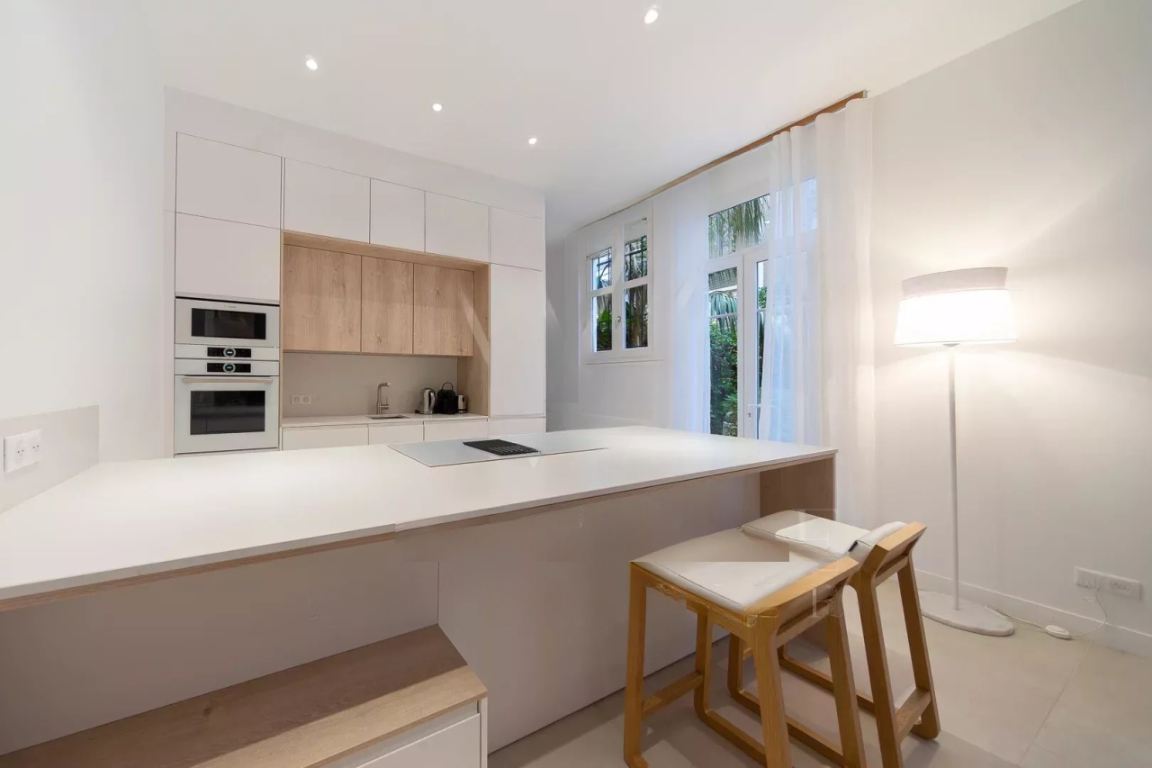 Квартира в Каннах, Франция, 131 м² - фото 7