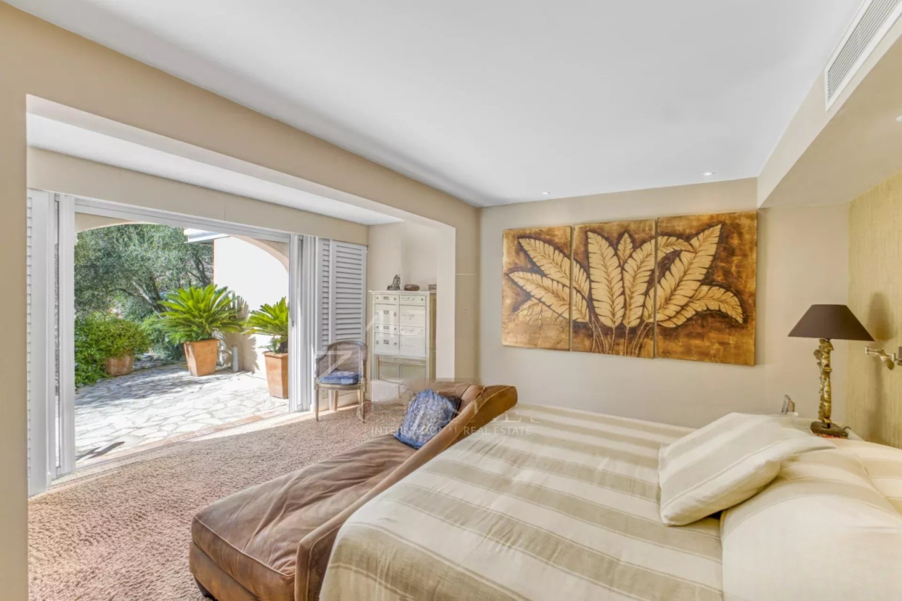 Квартира в Каннах, Франция, 221 м² - фото 8