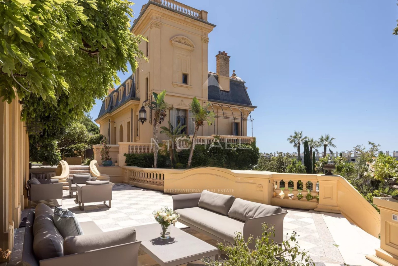 Квартира в Каннах, Франция, 986 м² - фото 9