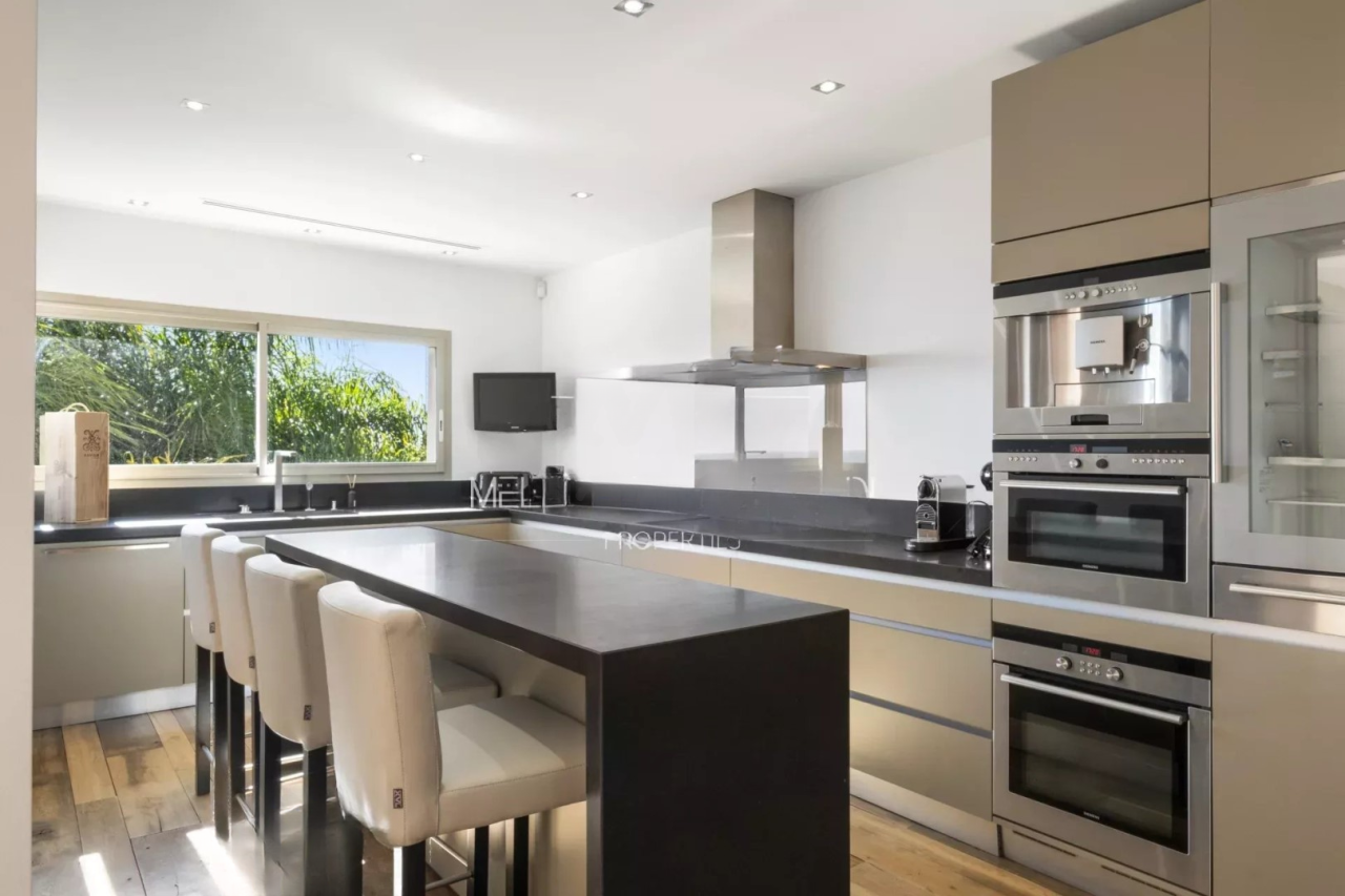 Квартира в Каннах, Франция, 350 м² - фото 19