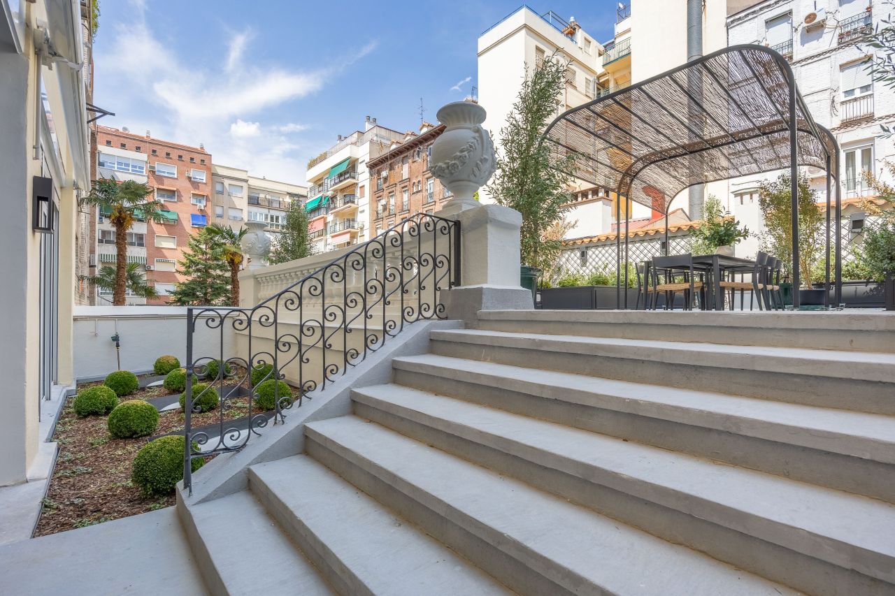 Апартаменты в Мадриде, Испания, 380 м² - фото 18